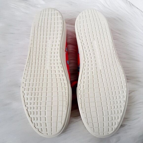 Under Armour Big Girl Sneakers Size 6.5 Youth - Picture 5 of 9